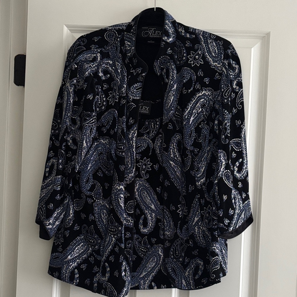 Alex Evenings 2 pc sequin evening blazer. Excellent condition